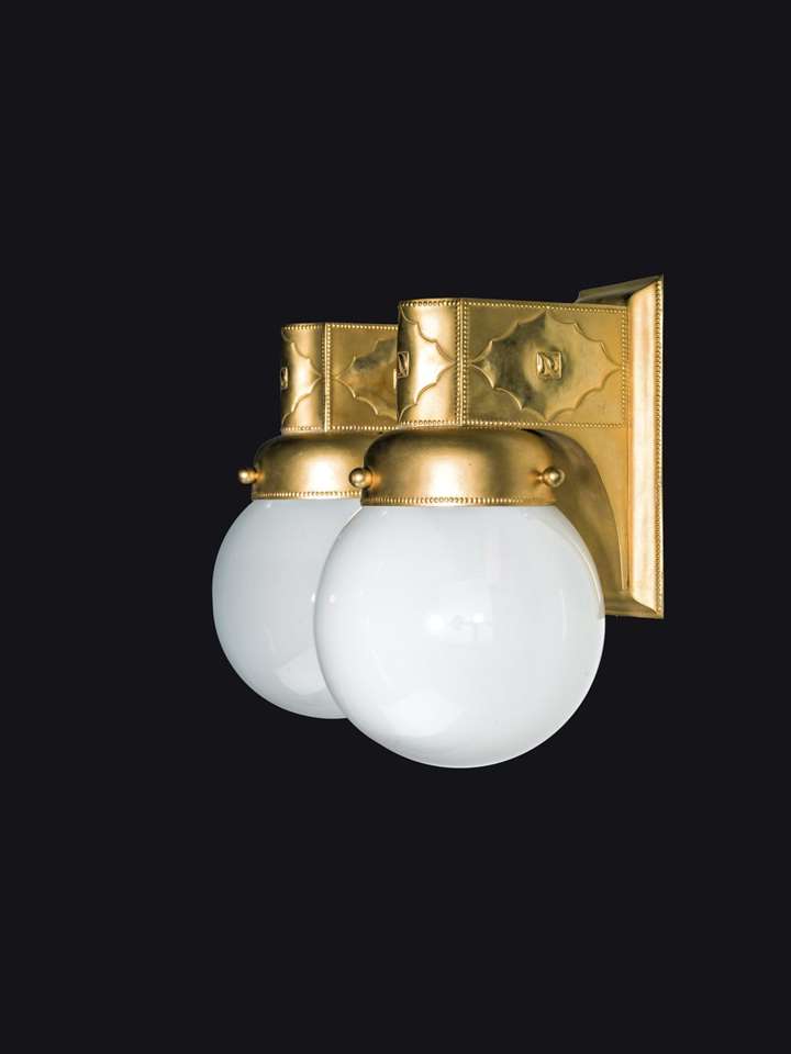 A PAIR OF WALL SCONCES